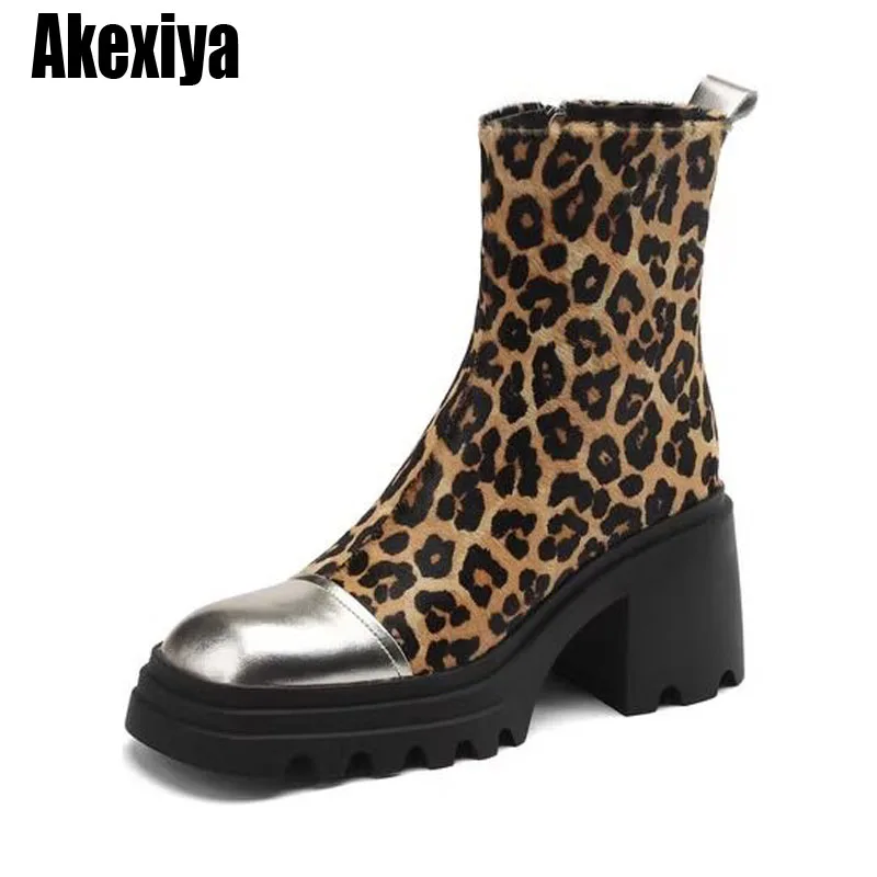 Женская обувь на платформе и Высоком каблуке, Массивные Леопардовые ботинки 