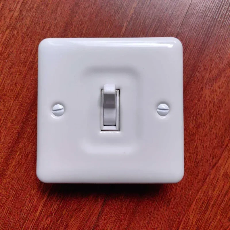 Настенный светильник 2-полосный 1-полосный 86-типный Белый керамический рычаг переключения Белый переключатель панели ПК для гостиной гостиничной кухни