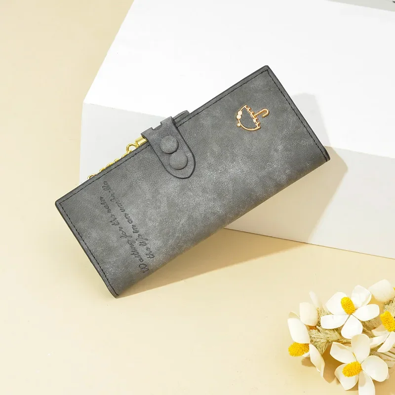 Новый женский длинный кошелек-портмоне в винтажном стиле с матовой подвеской-кисточкой, для хранения трехстворчатой сумки с несколькими картами.